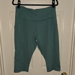 32 Degrees Cool Teal Leggings NWOT‎